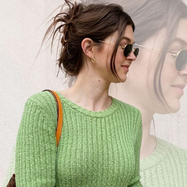 How To Find Your Personal Style (11 Best Tips)